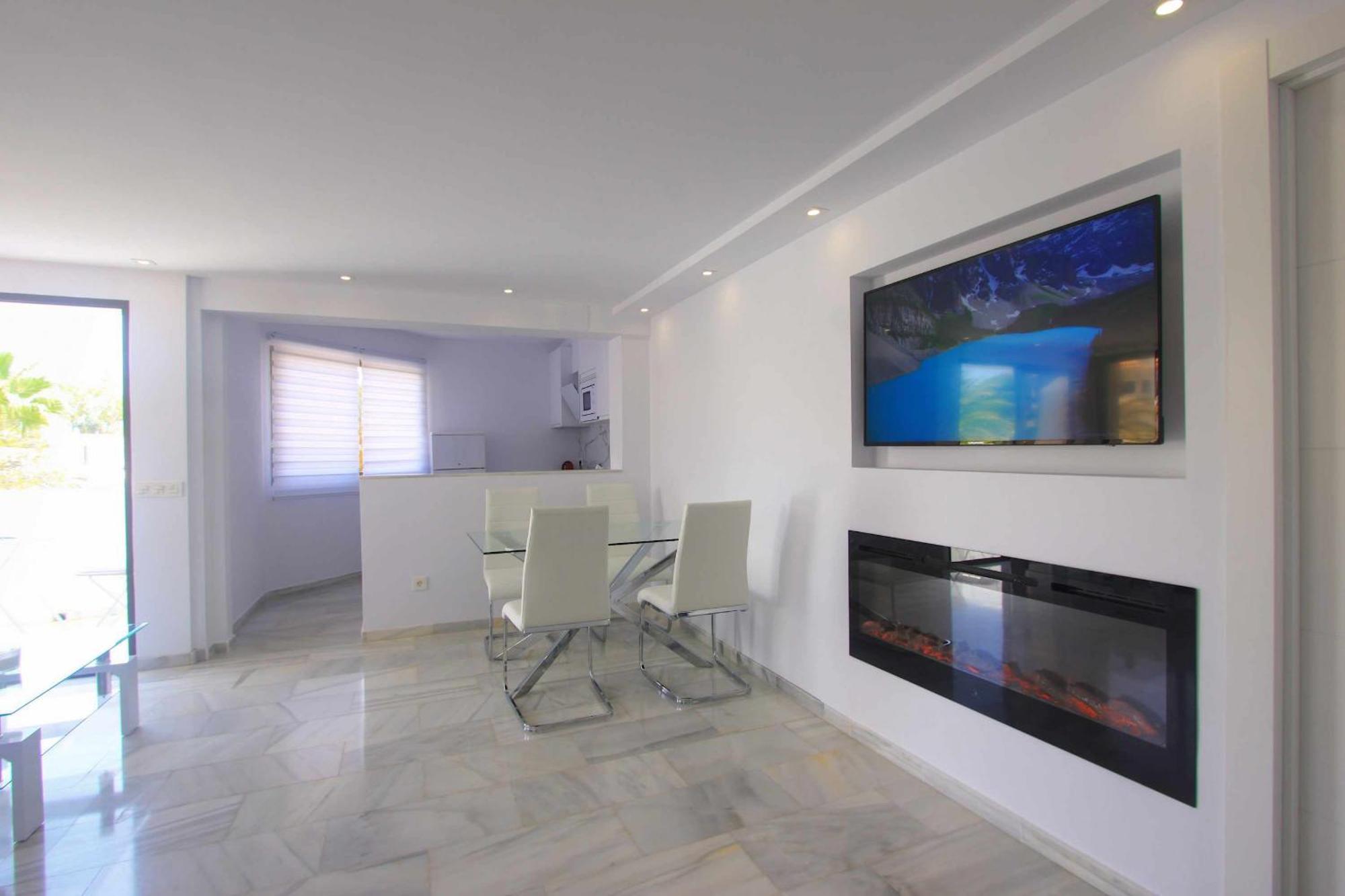 1108 Beachfront 2 Apartments With Roofterrace 80Mtrgt Beach 3 Pools Marbella Bagian luar foto