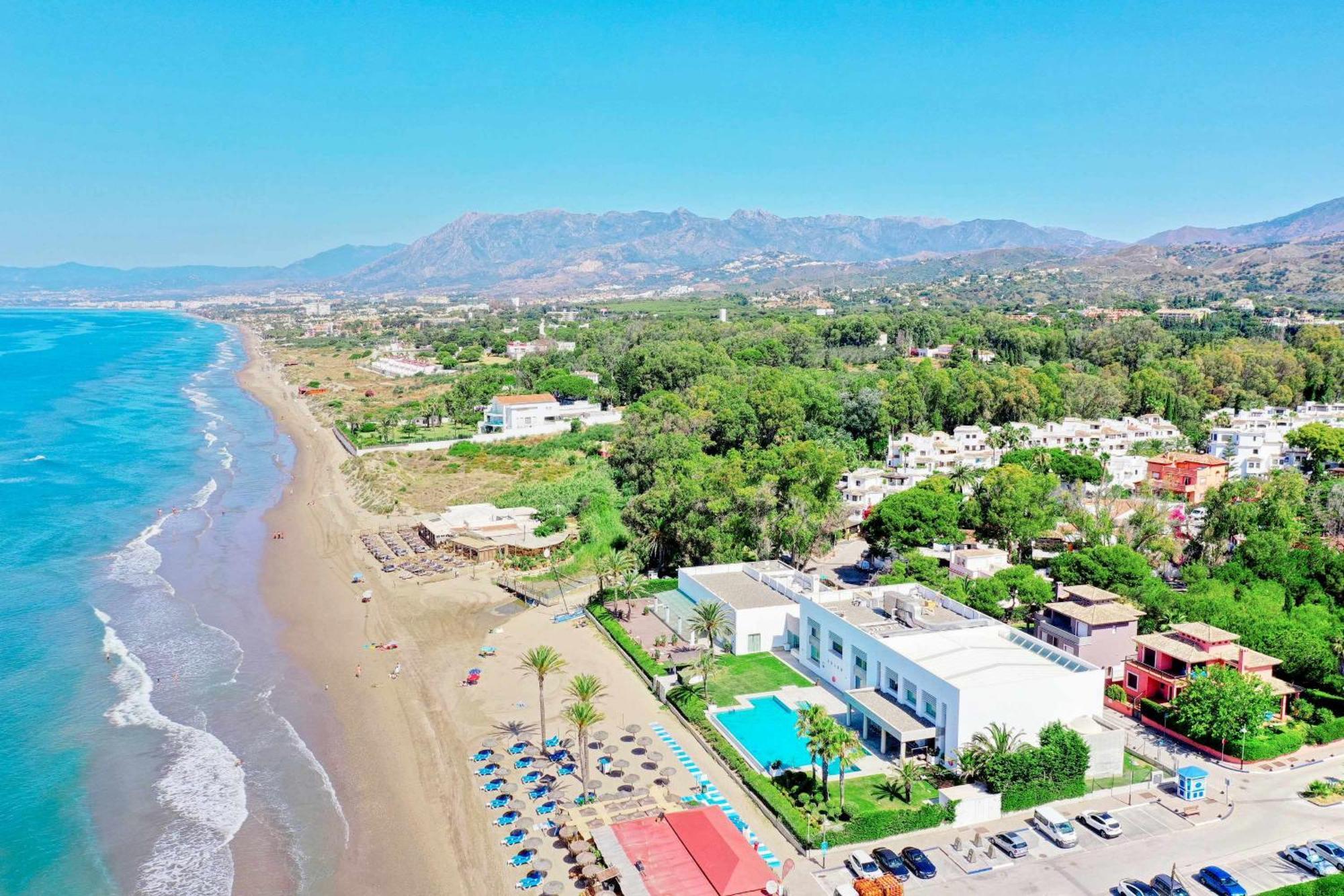 1108 Beachfront 2 Apartments With Roofterrace 80Mtrgt Beach 3 Pools Marbella Bagian luar foto